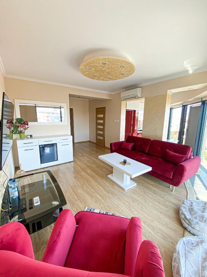 Glass Tower Apartament 热舒夫 外观 照片