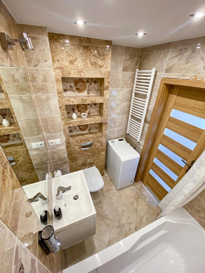 Glass Tower Apartament 热舒夫 外观 照片